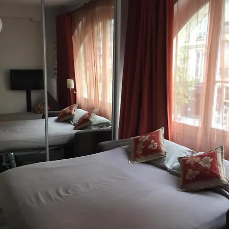 Апартаменты Chatelet Cozy Flat Париж