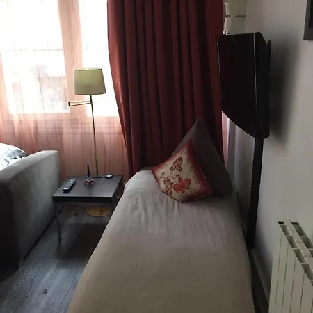 Chatelet Cozy Flat Апартаменты *